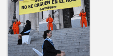 Reforma de la Ley de Glaciares desata fuerte debate en Argentina