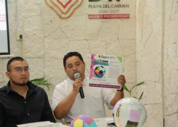 El DIF promueve la unión familiar y la paz con el concurso de balones decorados en Playa del Carmen
