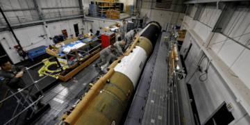 El Kremlin advierte riesgos globales ante el fin del Tratado START III