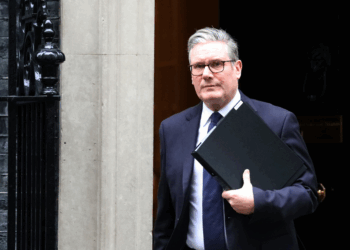 El escándalo por el caso Epstein pone en riesgo la estabilidad del Gobierno británico