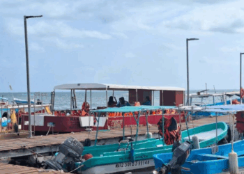 El turismo náutico en Puerto Juárez sufre retrasos por el mal clima