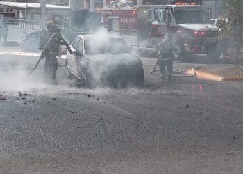 ¡Playa del Carmen en alerta! Queman seis vehículos en distintos puntos de la ciudad