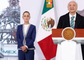 México mantiene contrato petrolero "abierto" con Cuba pese a amenazas de aranceles