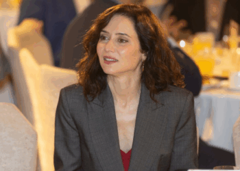 Isabel Díaz Ayuso lanza fuertes críticas contra el gobierno de Claudia Sheinbaum en Florida