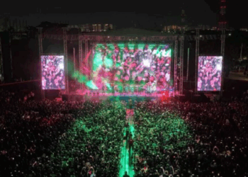 La Banda MS cierra con éxito total y euforia el Carnaval Cancún 2026