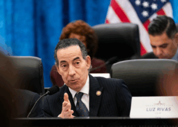 Polémica por presunto espionaje del Departamento de Justicia a legisladores del caso Epstein