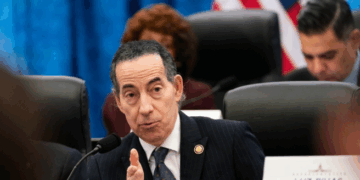 Polémica por presunto espionaje del Departamento de Justicia a legisladores del caso Epstein