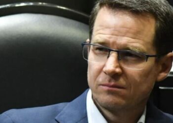 «Ricardo Anaya señala engaño en la reforma de 40 horas y cuestiona sus beneficios»