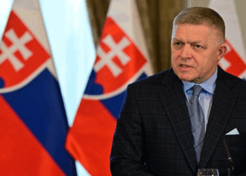 Robert Fico denuncia que la entrega de armas a Ucrania dejó vulnerable a Eslovaquia