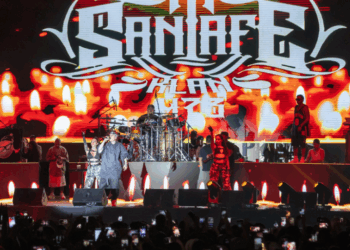 Santa Fe Klan desata la euforia en un concierto histórico en Playa del Carmen