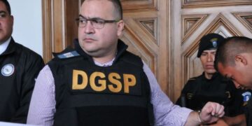 «Prisión preventiva contra Javier Duarte por presunto desvío de 5 mdp»