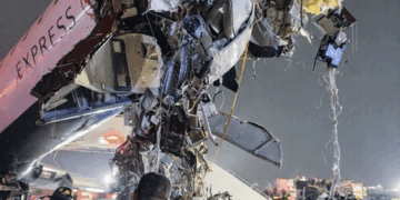 #VIDEO: Accidente del vuelo AC8646: tragedia en AEROPURTO LaGuardia tras choque con camión de bomberos