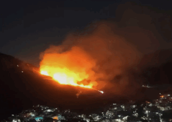 Bomberos de Tlalnepantla trabajan intensamente para sofocar Incendios de Pastizales