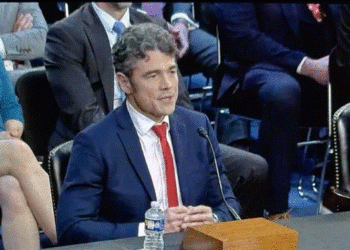 Renuncia sacude a EE.UU.: jefe antiterrorista deja el cargo por guerra contra Irán