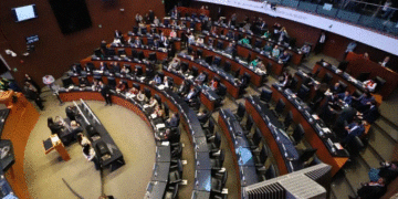 Senado avala envío de marinos a EE.UU. para entrenamiento militar especializado