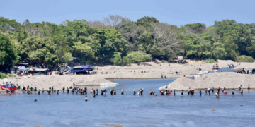 Crisis por sequía: El río Suchiate alcanza su nivel más bajo en una década