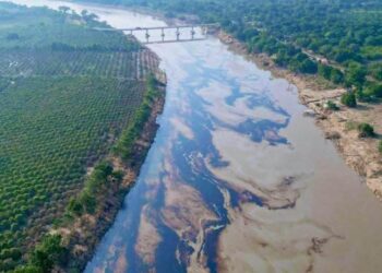 Denuncian "etnocidio" por el grave derrame de combustible en Veracruz