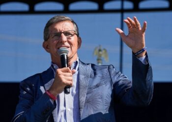 El Departamento de Justicia de EU pacta un acuerdo millonario con Michael Flynn