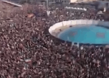 "El apoyo masivo al nuevo Líder Supremo en Teherán"