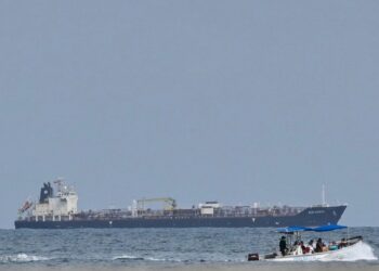 El arribo de un petrolero ruso a Cuba alivia la crisis energética en la isla