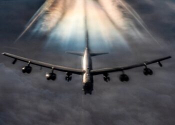 España prohíbe el uso de su espacio aéreo para operaciones militares contra Irán