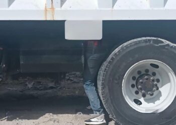 "Fallece operador de volquete aplastado por su propia unidad en Playa del Carmen"