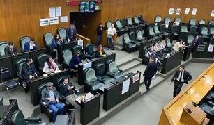 Vacaciones de diputados en Nuevo León generan polémica y debate por ampliación del periodo legislativo