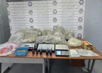 Aseguran 40 kilos de drogas en Ecatepec tras cateo