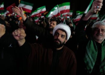 Irán moviliza a un millón de combatientes ante posible batalla terrestre contra EE. UU.