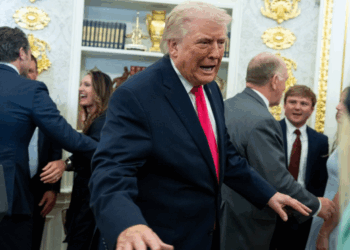 La guerra de Trump ¿Un negocio redondo para el círculo de la Casa Blanca?