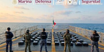 La Marina logra histórico decomiso de cocaína frente a las costas de Guerrero