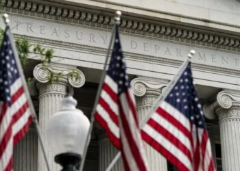 La firma de Trump será incluida en los nuevos billetes de dólar