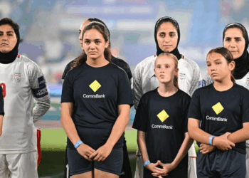 #VIDEO "La selección femenina de Irán se niega a cantar el himno antes de su debut en la Copa Asiática"