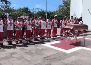 Despiden a paramédica de Cruz Roja en Playa del Carmen tras trágico accidente en carretera