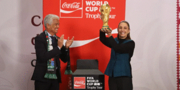 Sheinbaum Recibe la Copa del Mundo a 100 Días del Inicio del Mundial 2026