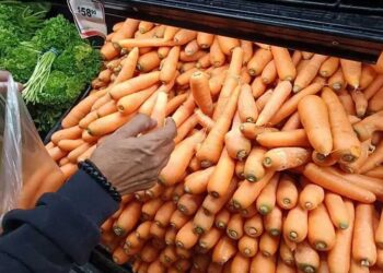 Canasta básica registra alza de 5.8% y prevén más aumentos