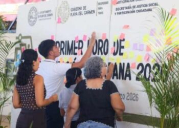 Ciudadanía pide transparencia en recursos públicos durante foro en Playa del Carmen