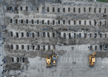 #VIDEO: «Irán despide a 165 víctimas, en su mayoría niños, tras ataque a escuela en Minab»