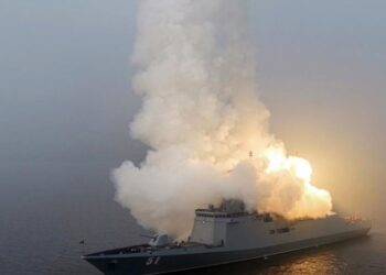 Misiles de crucero de Corea del Norte: Kim Jong-un supervisa nueva prueba naval