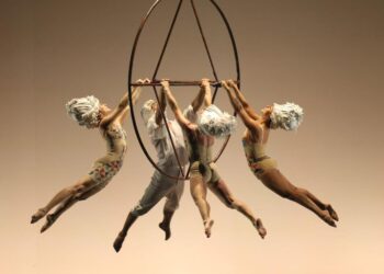 🎭✨ “Titizé Cancún” conquista América: espectáculo internacional llega por primera vez y llena el Teatro de la Ciudad