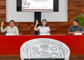 🏫 CBTIS en Playa del Carmen: Cabildo de la expanista Estefanía Mercado aprueba donación de terreno 📚
