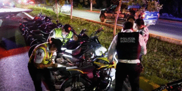 Más de 2 mil firmas exigen frenar rodadas de motos en Cancún por riesgos viales y desorden