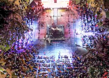 El éxito de la lucha libre en Cancún une a miles de familias en Ciudad Natura