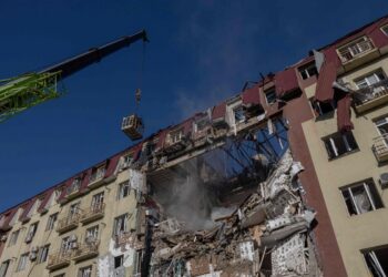 Emergencia en el Dombás, Ataque deja atrapados a 41 trabajadores por un bombardeo en la mina