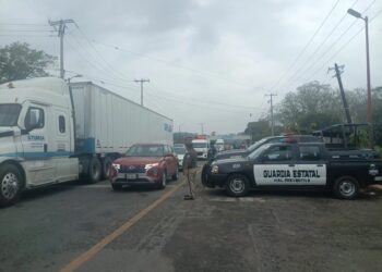Exigencia de justicia: Desalojan bloqueo en carretera de Chiapas por muerte de estudiante