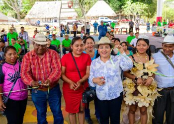"Feria de la Semilla fortalece al campo en Othón P. Blanco"