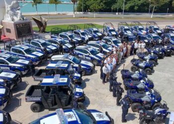 Mara Lezama entrega histórico equipamiento para reforzar la seguridad en Quintana Roo