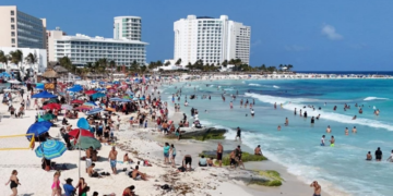 "Quintana Roo se corona como líder global: récord mundial de visitantes y ocupación en Semana Santa"