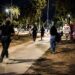 Adolescente detenido escapa de patrulla en Sonora con ayuda de su madre