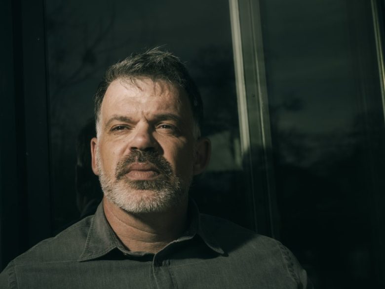 Advirtió sobre los peligros de la IA. Ojalá su padre le hubiera hecho caso